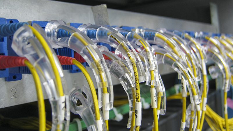 成都光1光纤收发器：揭秘其核心性能与选型要点**